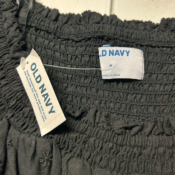 OLD NAVY Puff-Sleeve Smocked Embroidered Babydoll Blouse Elegant Women's SZ M - Picture 7 of 7